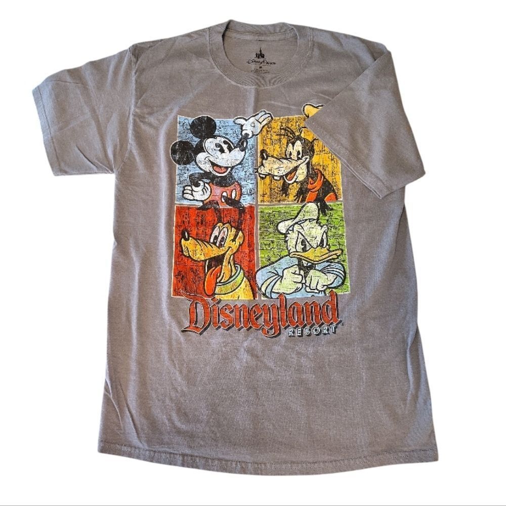 VTG Disneyland Resort Characters Graphic T-Shirt Med Mickey Pluto Goofy Donald‎